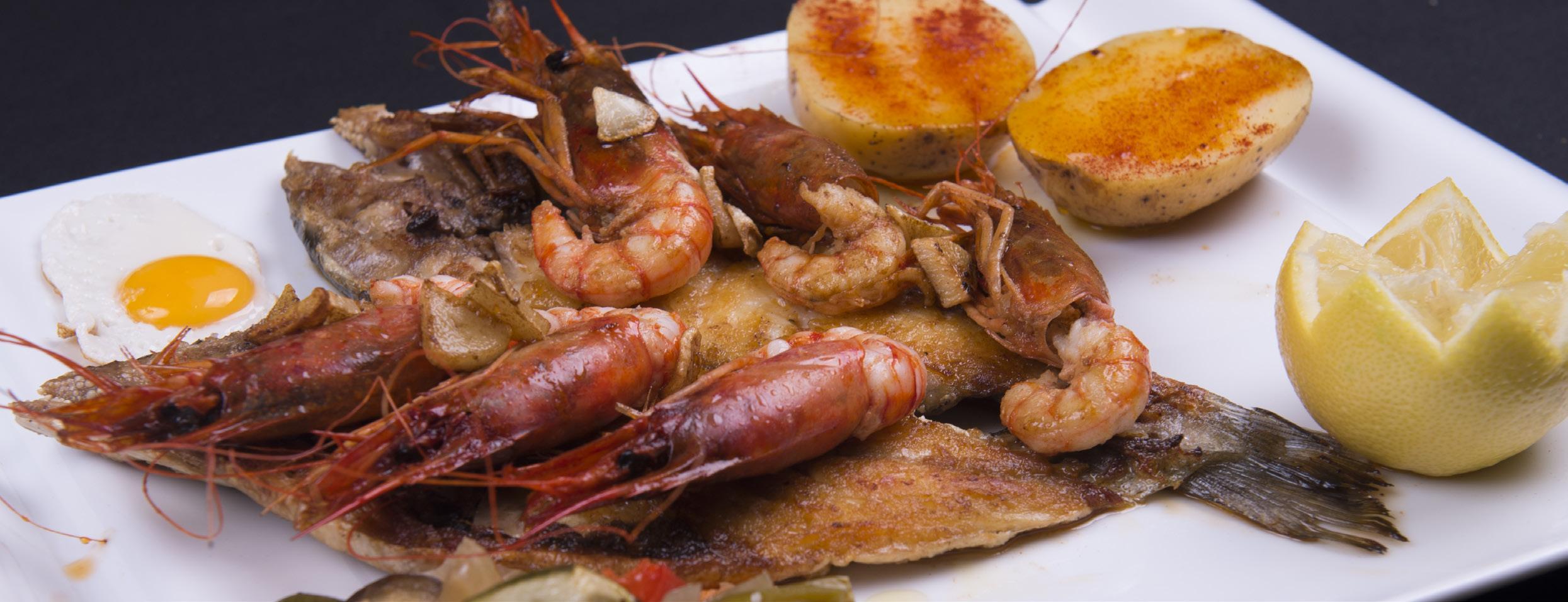 Pescados y mariscos en el Restaurante La Rana de Benidorm